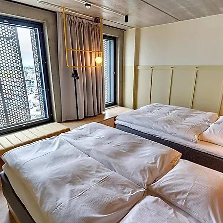 酒店 Comfort Helsinki Airport 万塔